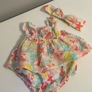 Summer floral flamingo outfit